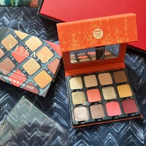 Viseart Spritz edit palette with plastic covering